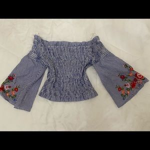 Floral scrunched crop top